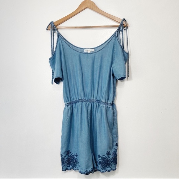 Love, Fire Chambray Boho Cold Shoulder Romper Size S - Picture 1 of 14